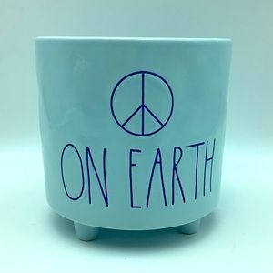 Rae Dunn .. Plant Pot ..🪴